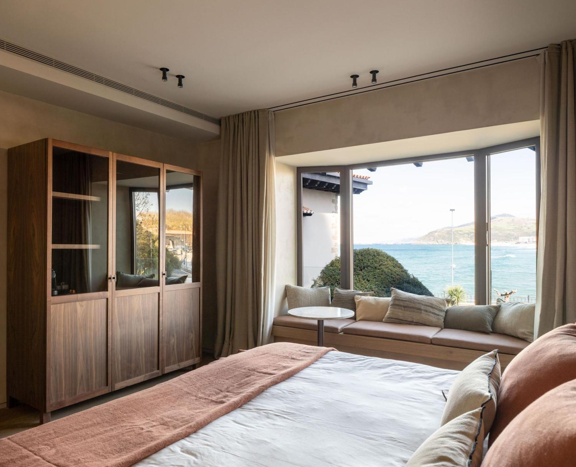 Hotel Ur Bare Zarautz Exteriör bild